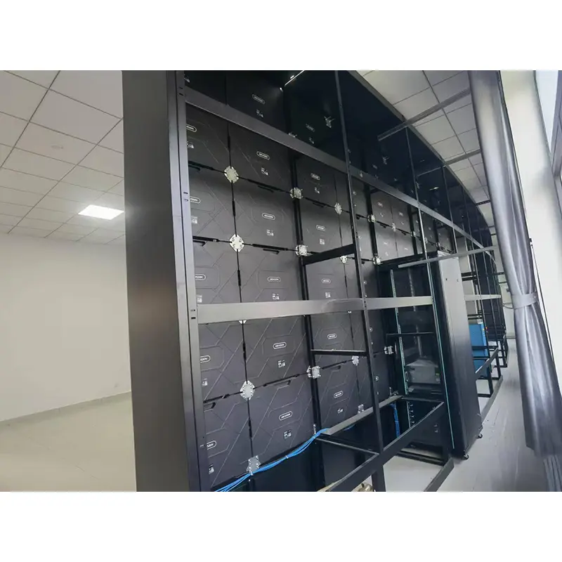 Заоблен држач за LED дисплеј